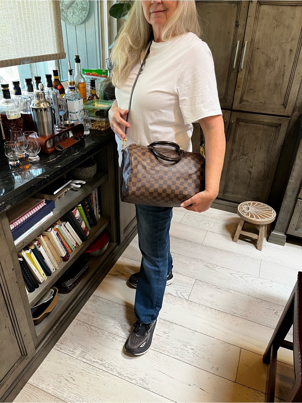 Louis Vuitton Damier Ebene Speedy Bag Dark Brown Check 30 CM  Crossbody - Picture 5 of 16